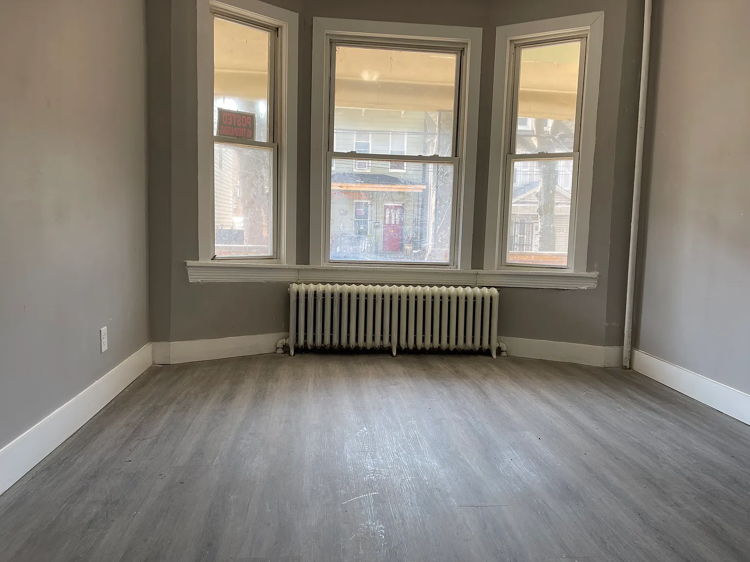 254 Clinton Ave — Photo 2