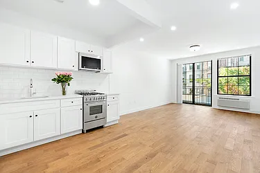 Rented by URBAN UTOPIA REALTY LLC