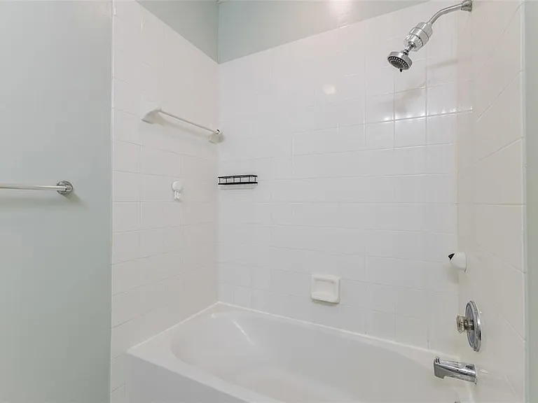 1648 Napoli Dr W — Photo 28