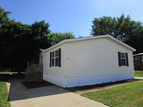 1st image of 3689 Matterhorn Ct NW