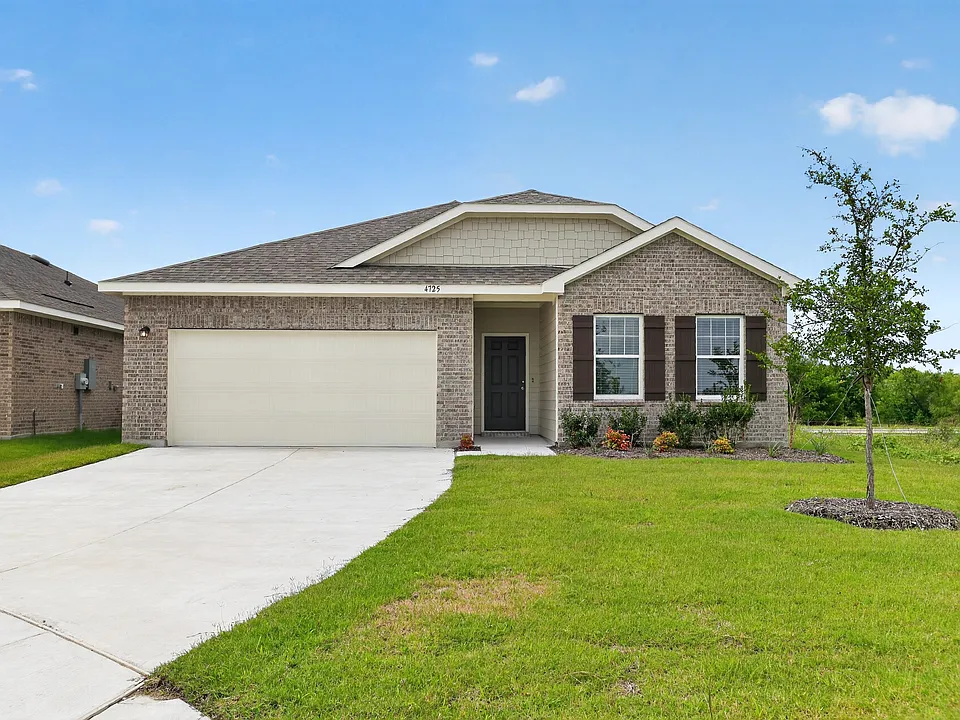 4725 Harlequin Dr
