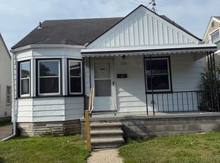 1125 Mill St, Lincoln Park, MI 48146