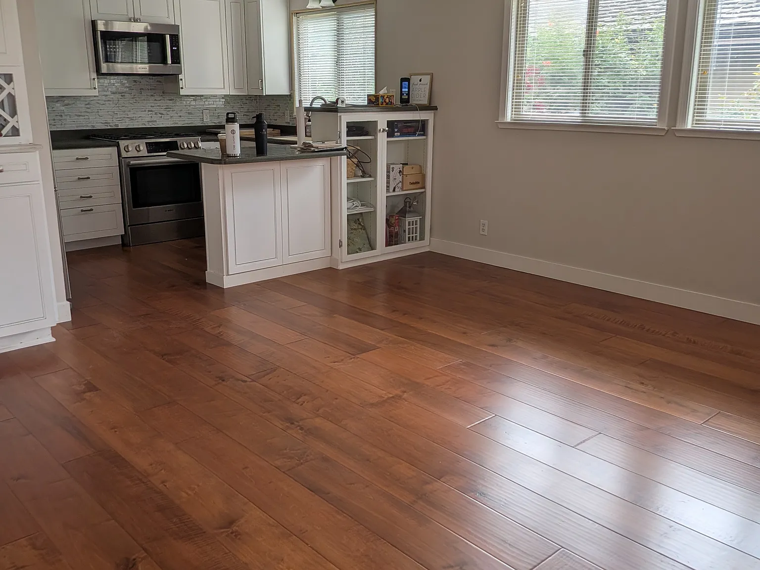 2 N East San Carlos 12th Ave — Photo 4