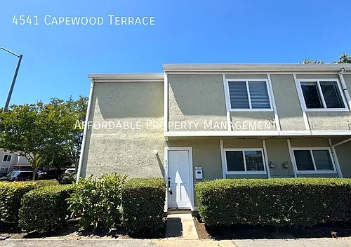 4541 Capewood Ter Photo 1