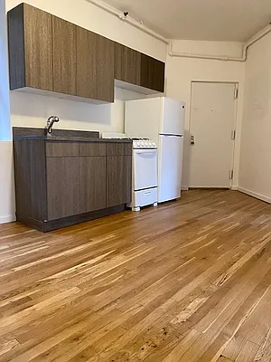 Rented by 63 West | media 9