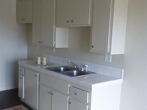 5th image of 200 W Arbor Vitae St APT 36
