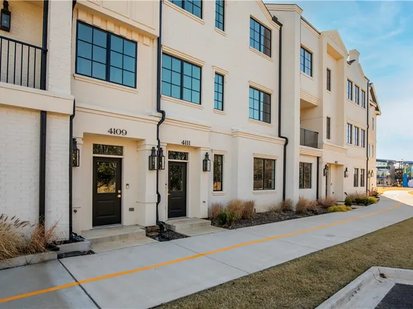 4111 S Champions Dr, Rogers, AR 72758