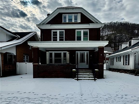 2nd image of 293 Riverside Dr