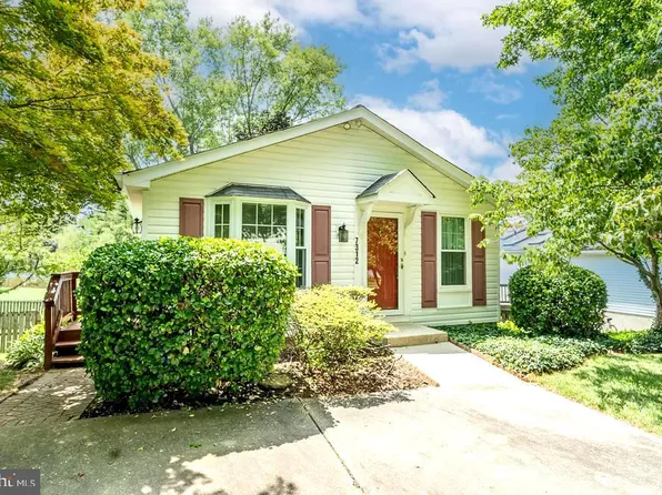 7312 Brenish Dr, Gaithersburg, MD 20879
