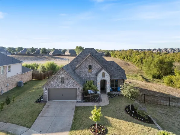 580 Kara Dr, Fate, TX 75087