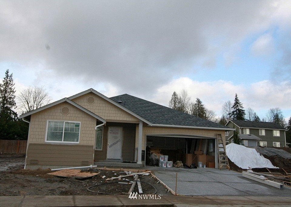 1st image of 17913 Lot67 82nd dr ne