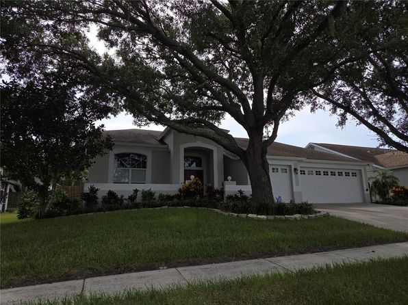 4511 Oak River Cir