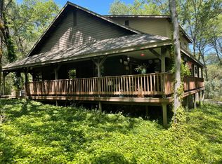 11982 Elnora Dr, Penn Valley, CA