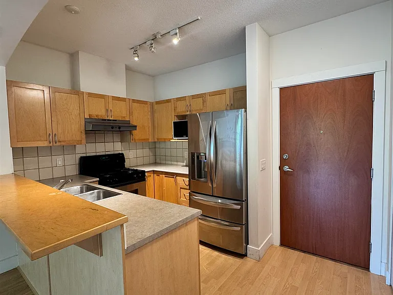 2338 Western Pkwy #401 — Photo 2