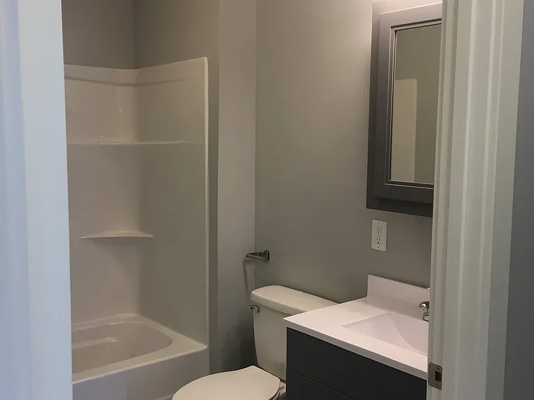 421 N 20th St #203 — Photo 6