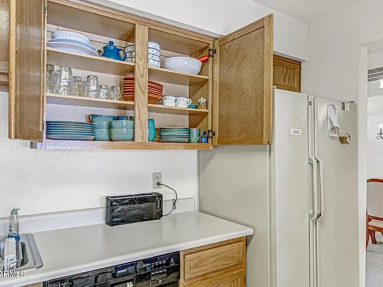 9460 E Mission Ln #214 — Photo 13