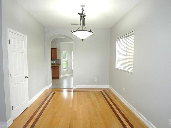 5th image of 4213 Fishermans Lake Dr