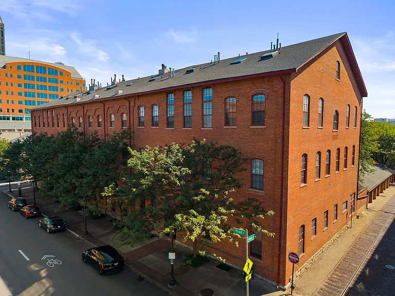 544 S Front St #315 — Photo 29