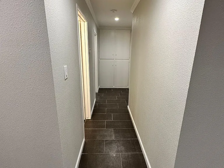7033 Linwood Way — Photo 18