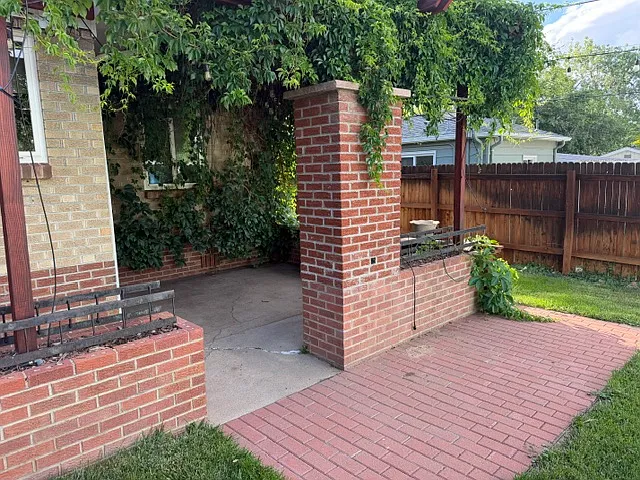 4250 S Bannock St — Photo 16