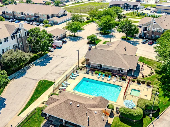 1331 SE University Ave Unit 302, Waukee, IA 50263
