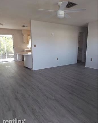 3rd image of 223 Lakeview Dr