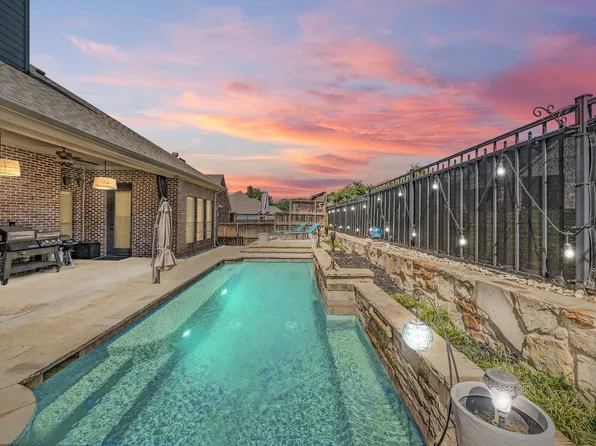 209 Thistle Rdg, Denton, TX 76210