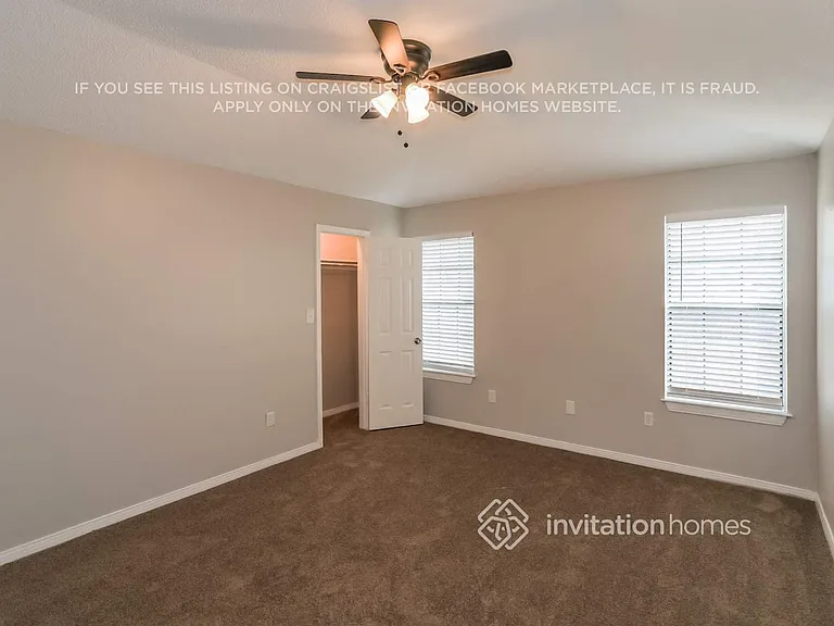 203 Bowie St — Photo 8