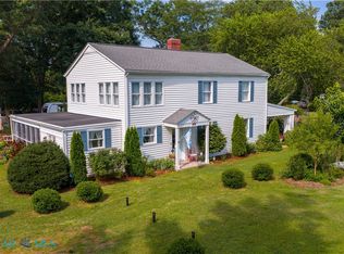 82 Sturgeon St, Deltaville, VA 23043