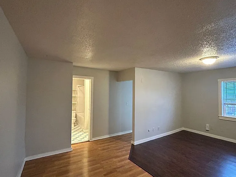 The Heritage House — Photo 2