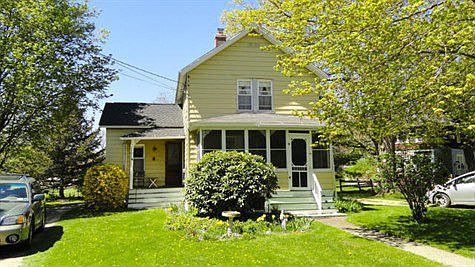 Sweet Village Farmhouse