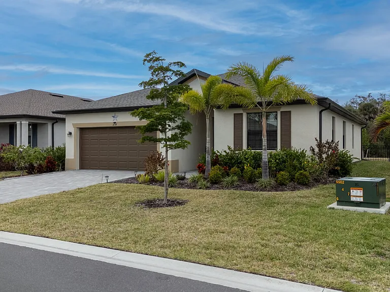 1734 Saddlewood Cir — Photo 3
