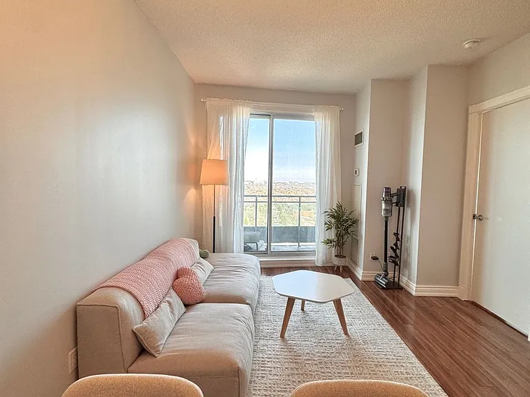 60 Byng Ave #2307 — Photo 11