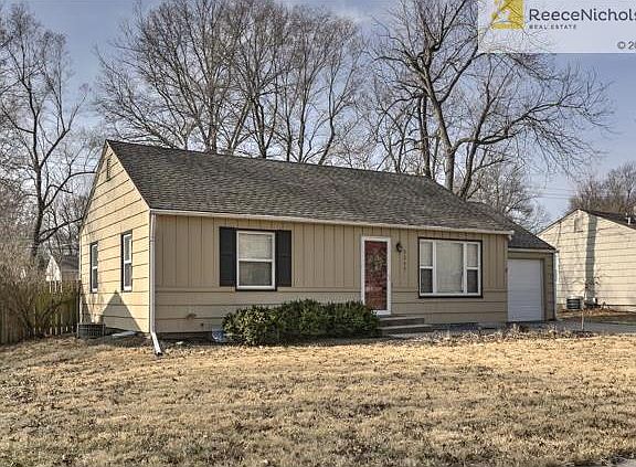 2nd image of 5317 W 71st St