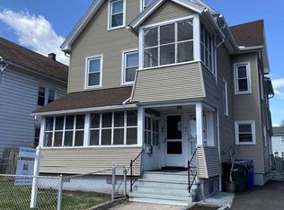 90-92 Grover St, Springfield, MA 01104