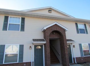 14 Wells Spring Rd, Reeds Spring, MO 65737