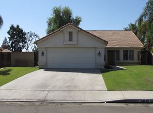 8615 Blue Heron Dr, Bakersfield, CA 93312