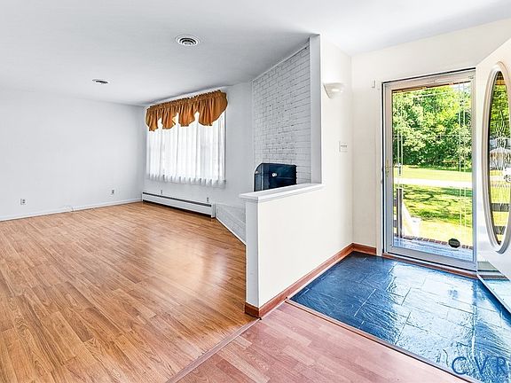 4th image of 3815 Kingsland Rd