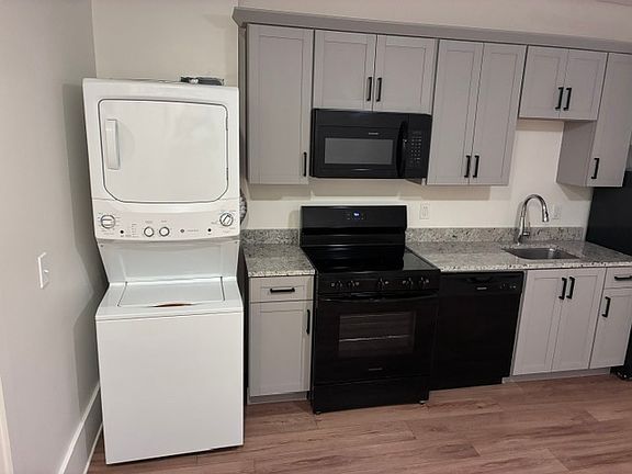 5th image of 775 W King St #1105