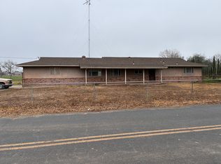 9031 Sawyer Rd, Oakdale, CA 95361