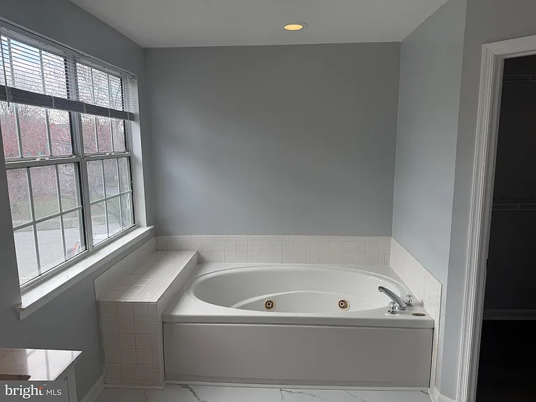 3113 Eagles Nest Dr — Photo 25