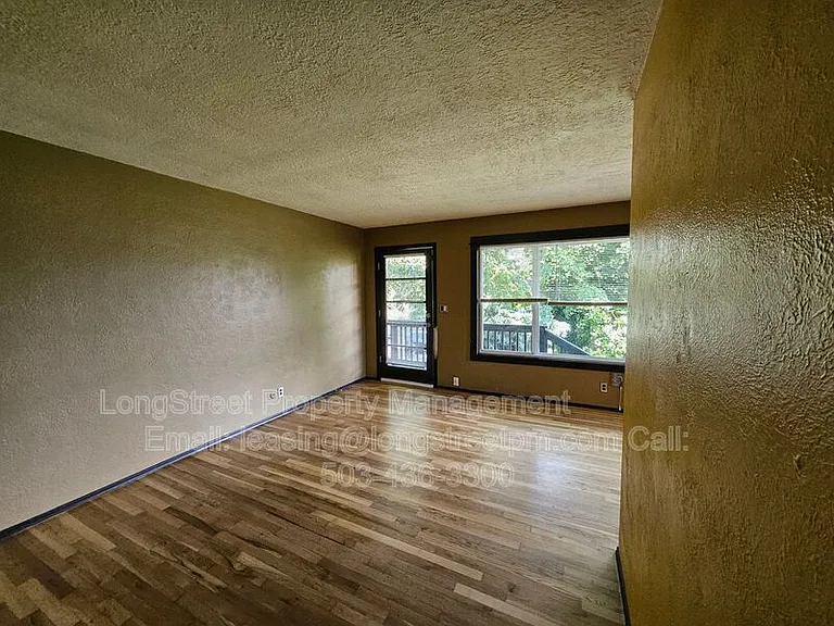 6905 N John Ave — Photo 11