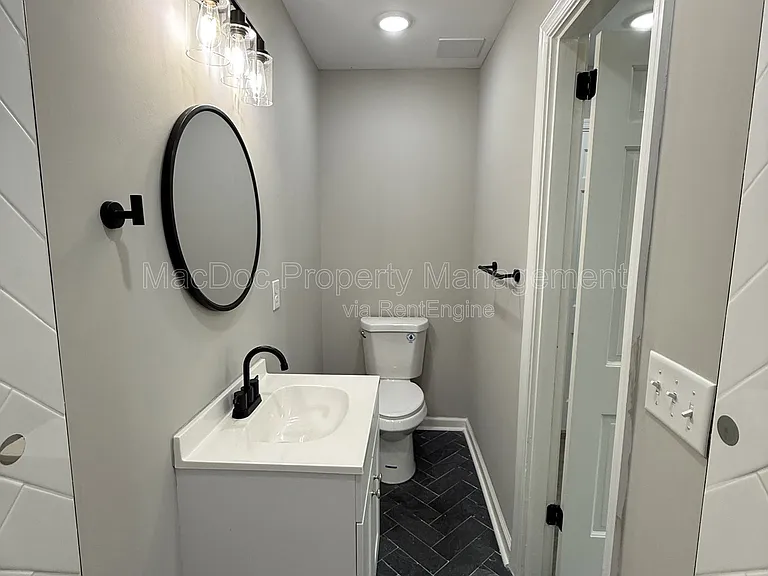 12317 Metlock Rd #A — Photo 25