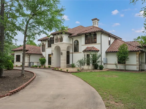 17153 Pawnee Xing, College Station, TX 77845