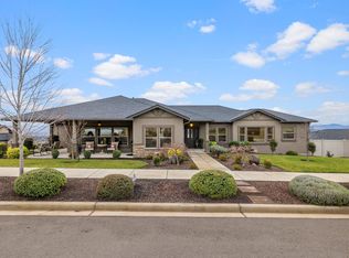 1835 Plateau Dr, Medford, OR 97504