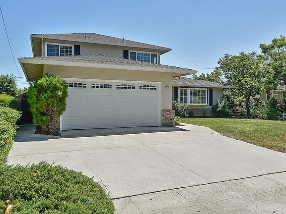 3rd image of 1080 Kerry Ave