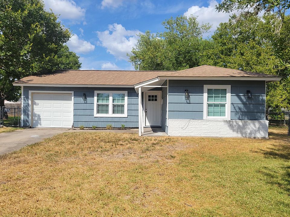 1st image of 1504 Bowie Dr