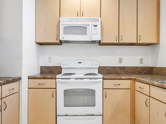 2nd image of 111 N 9th St Unit 707