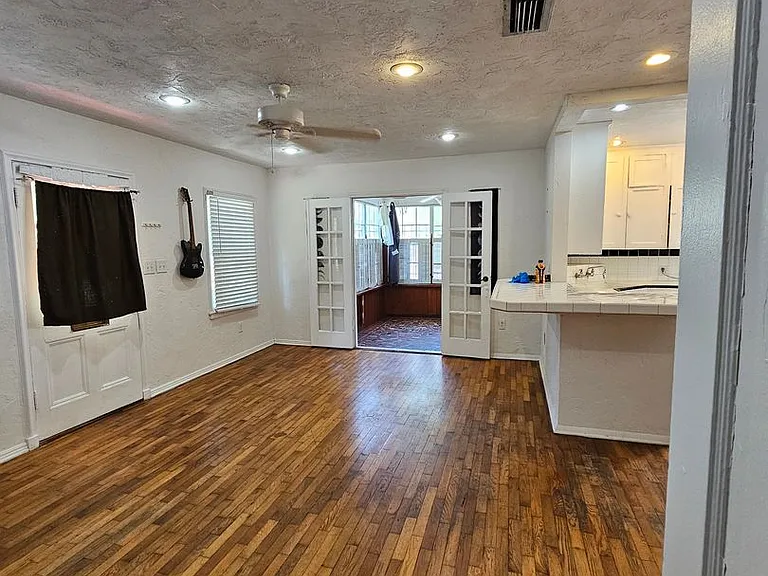1822 NW 6th Ave — Photo 14