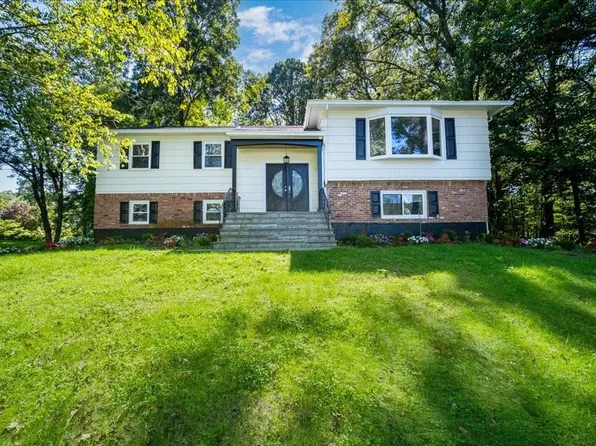 3 Oakmont Drive, Purchase, NY 10577